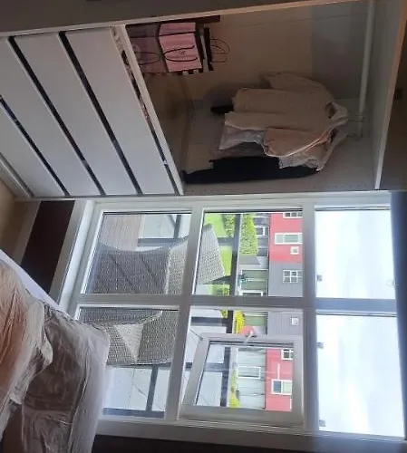 Сasa de vacaciones Great, Modern Townhouse In *