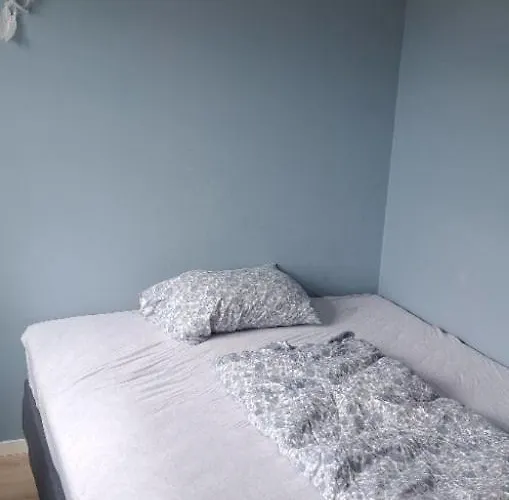 Сasa de vacaciones Great, Modern Townhouse In *