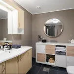 Great, Modern Townhouse In