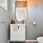 Hébergement de vacances Great, Modern Townhouse In