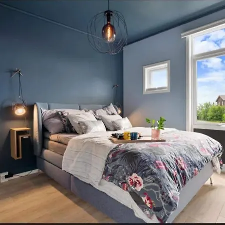 Great, Modern Townhouse In Semesterbostad *